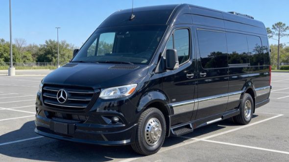henderson 8 passenger sprinter van