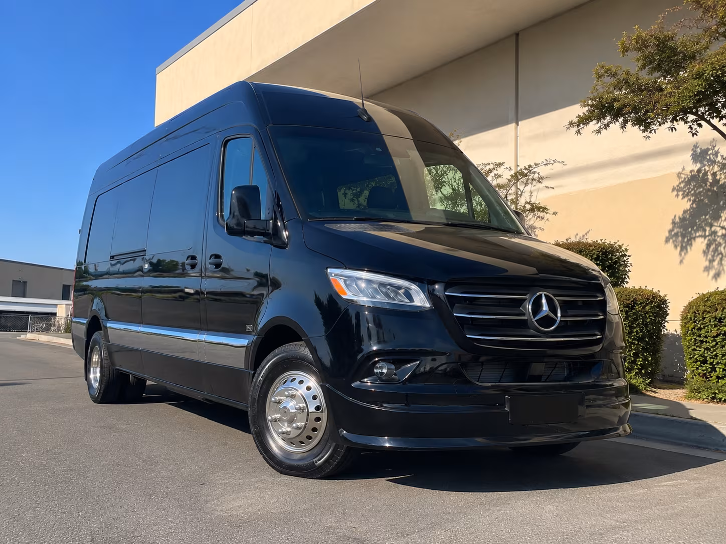 find the perfect transportation for your next wine tour 3